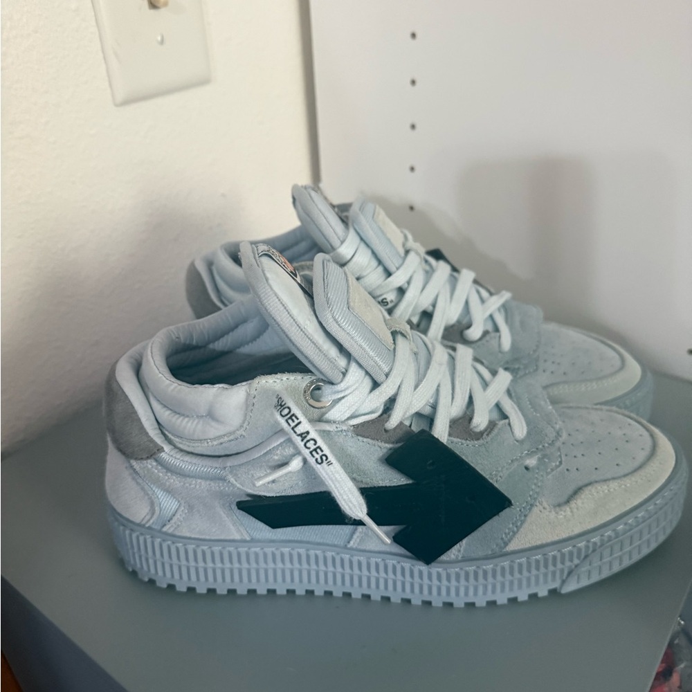Off-White Off-Court 3.0 Floating Arrow Low-Top in blue, size 40
